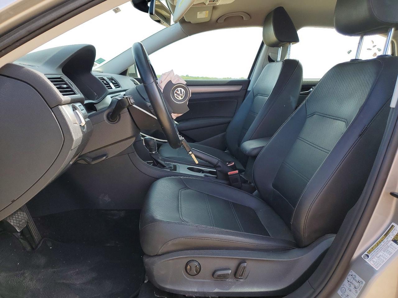 2014 Volkswagen Passat Se - Image 7