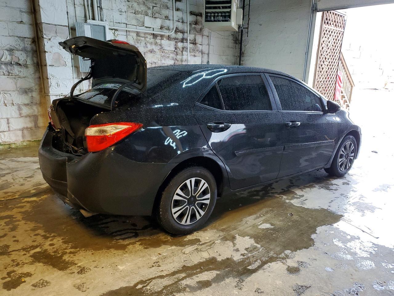 2014 Toyota Corolla L - Фото 3