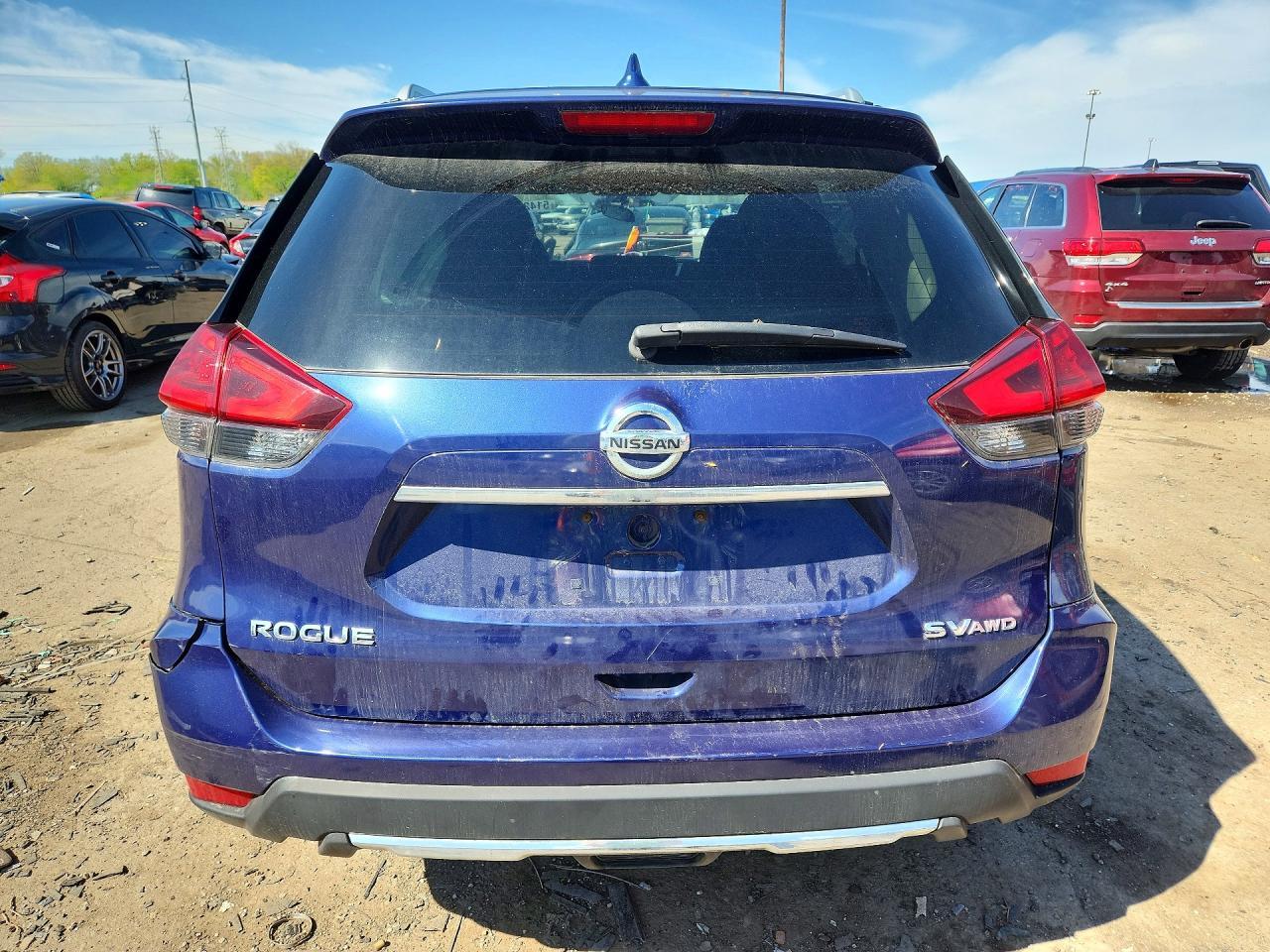 2017 Nissan Rogue S - Image 6