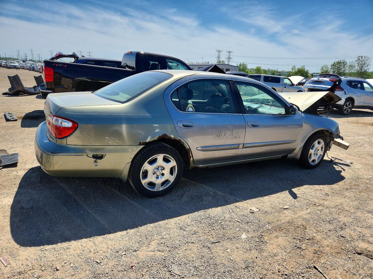 2001 Infiniti I30 Base - Фото 3