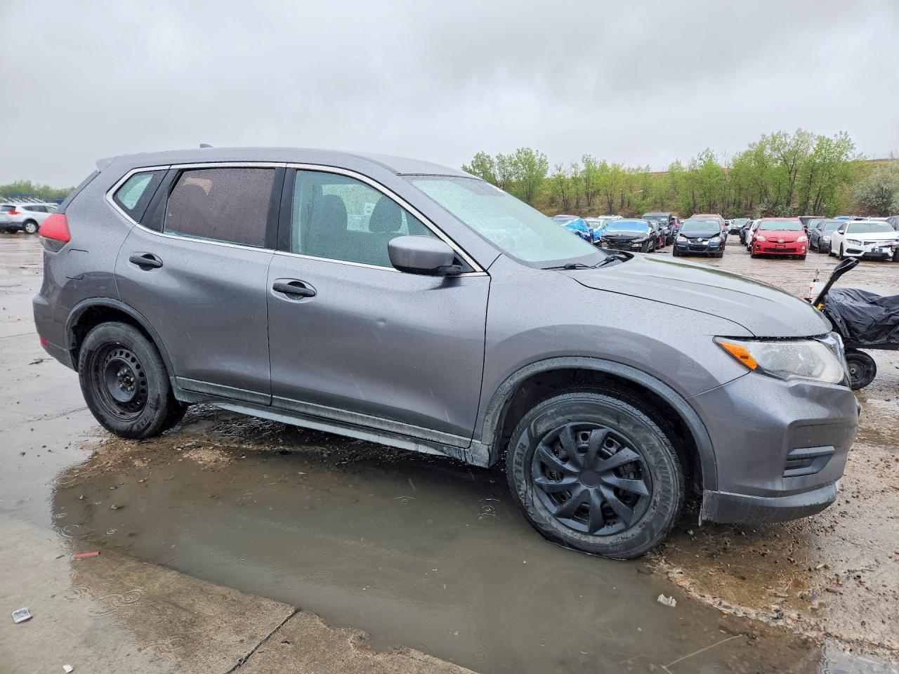 2017 Nissan Rogue S - Фото 4