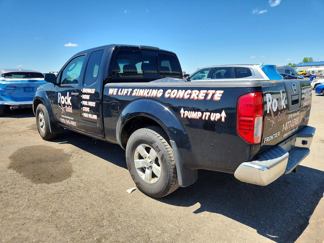 2010 Nissan Frontier Se V6 - Фото 2