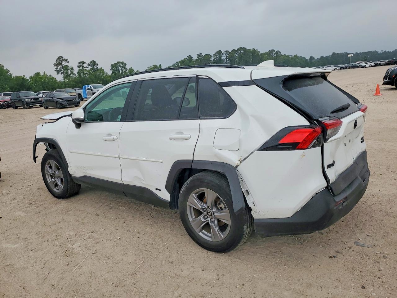 2023 Toyota Rav4 Hybrid Xle - Фото 2