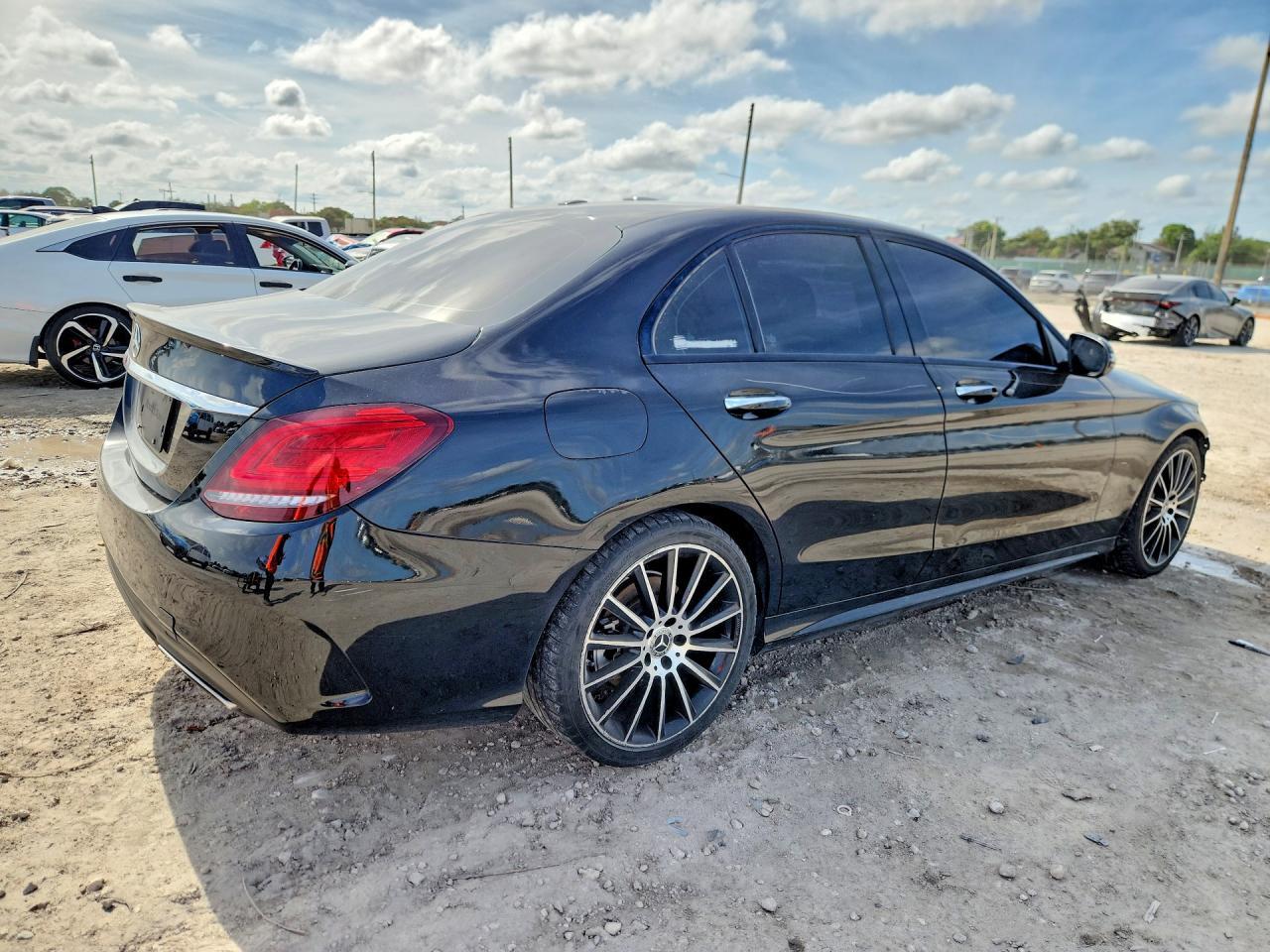 2019 Mercedes-Benz C 300 - Image 3