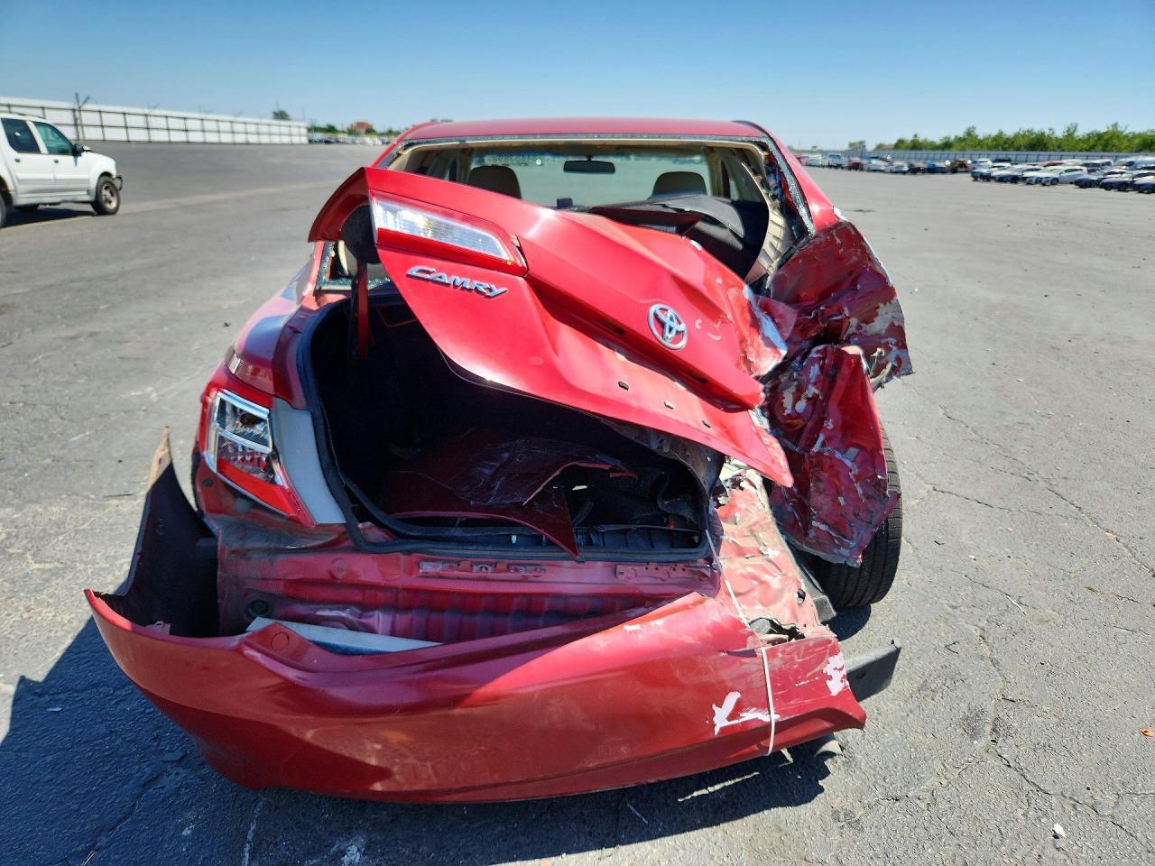 2013 Toyota Camry Le - Фото 6