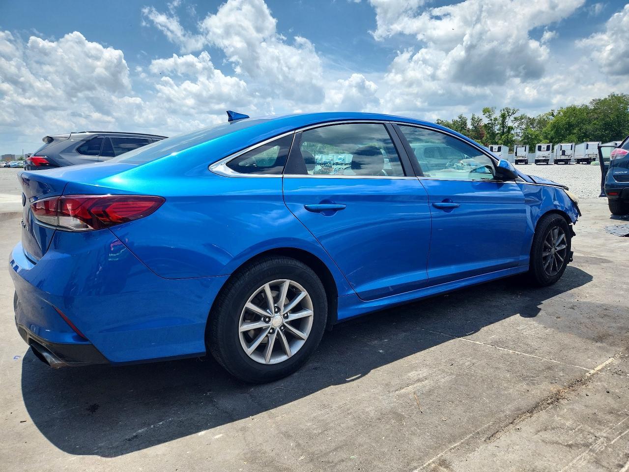 2018 Hyundai Sonata Se - Image 3