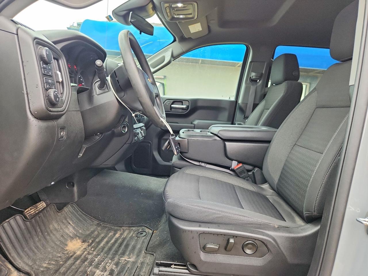 2024 Chevrolet Silverado K1500 Custom - Фото 7