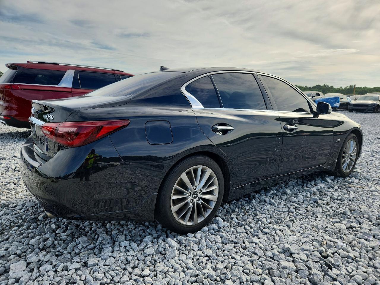 2020 Infiniti Q50 3.0T Luxe - Фото 3