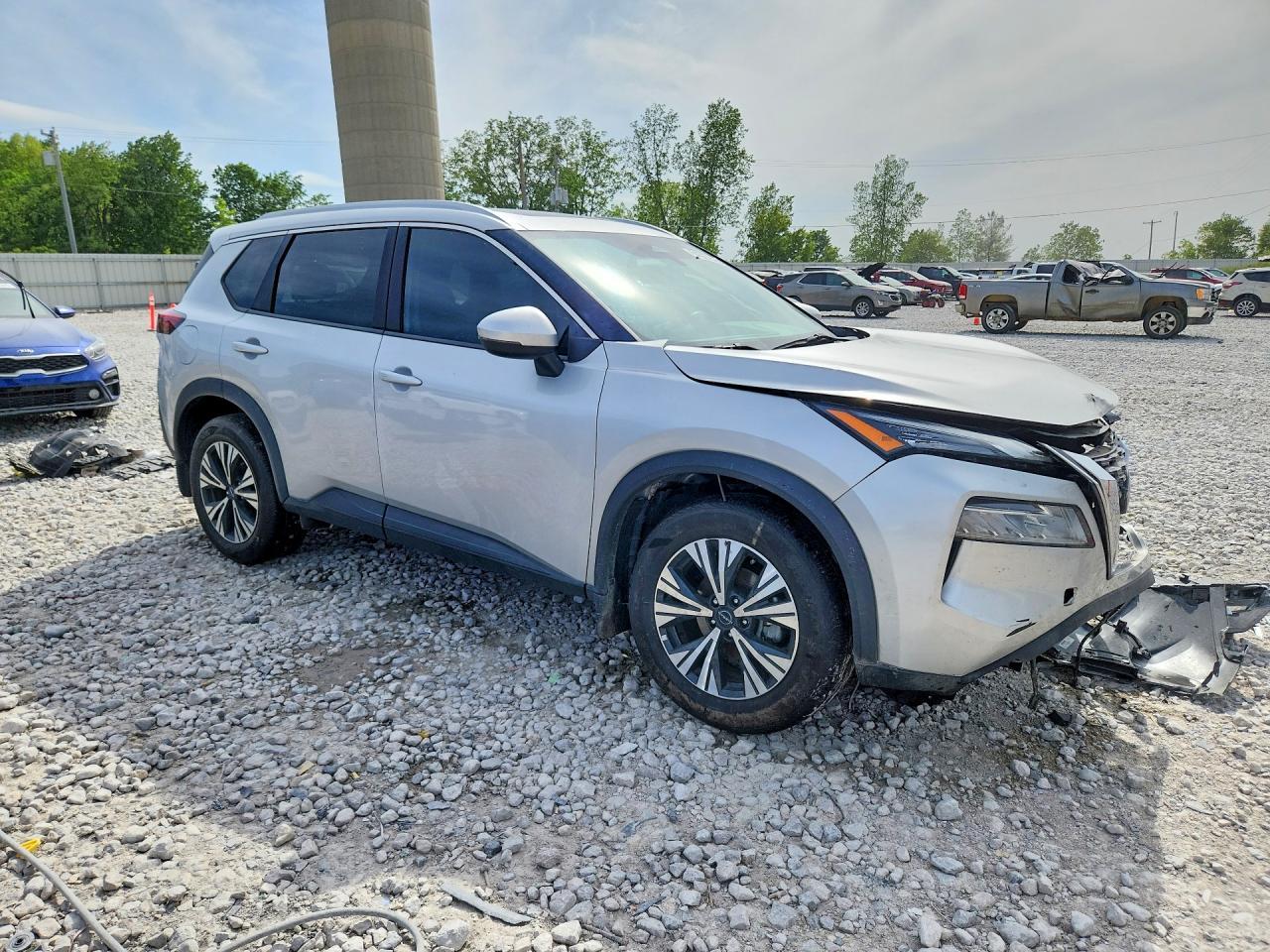 2023 Nissan Rogue Sv - Фото 4