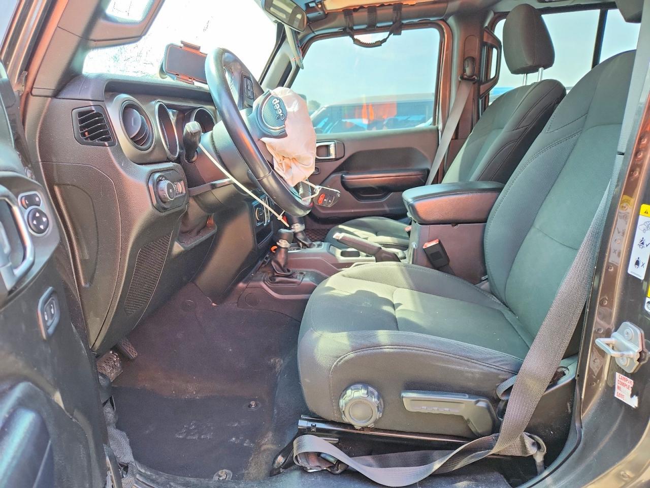 2019 Jeep Wrangler Unlimited Sport - Фото 7