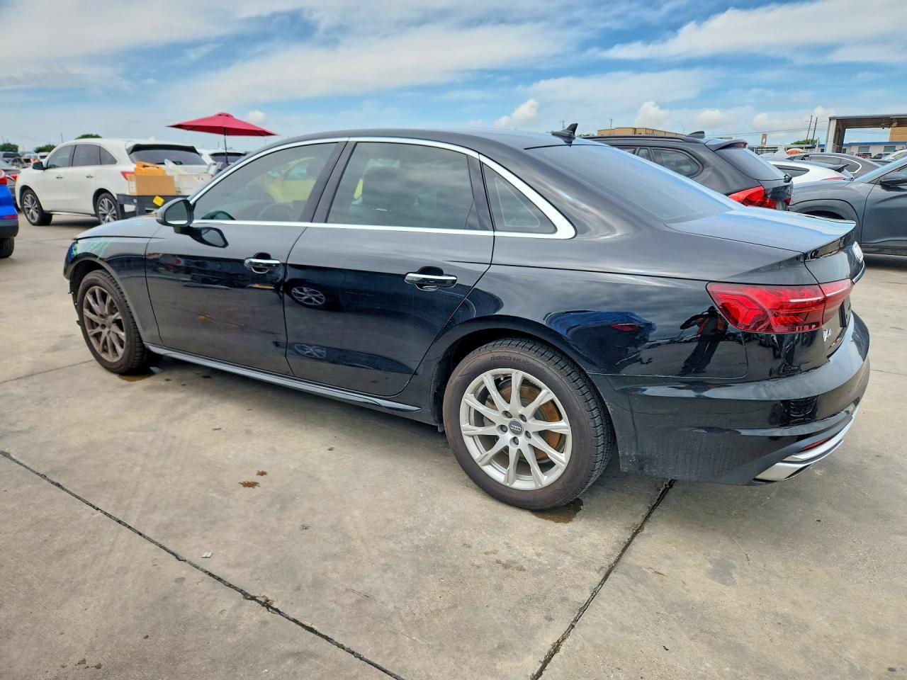 2020 Audi A4 Premium - Фото 2