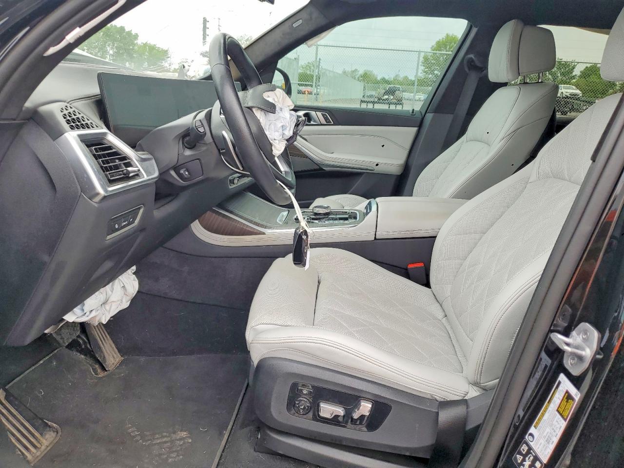 2025 BMW X7 xDrive40I - Фото 7