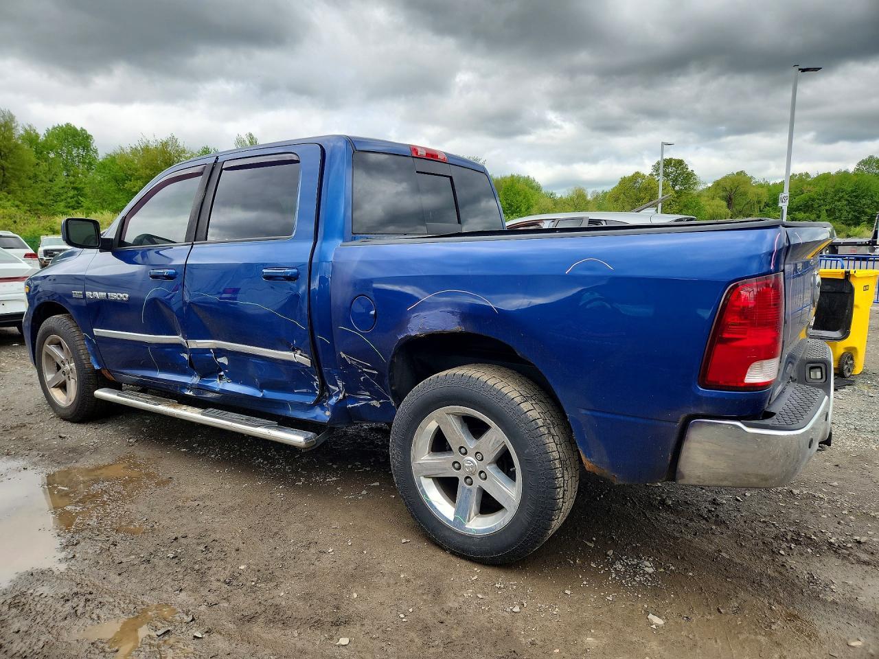 2011 Dodge Ram 1500 - Фото 2