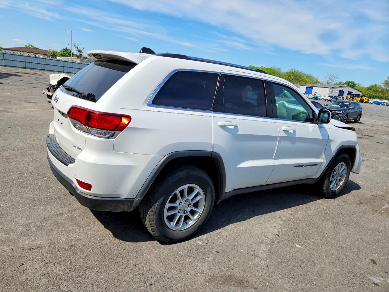 2020 Jeep Grand Cherokee Laredo - Фото 3