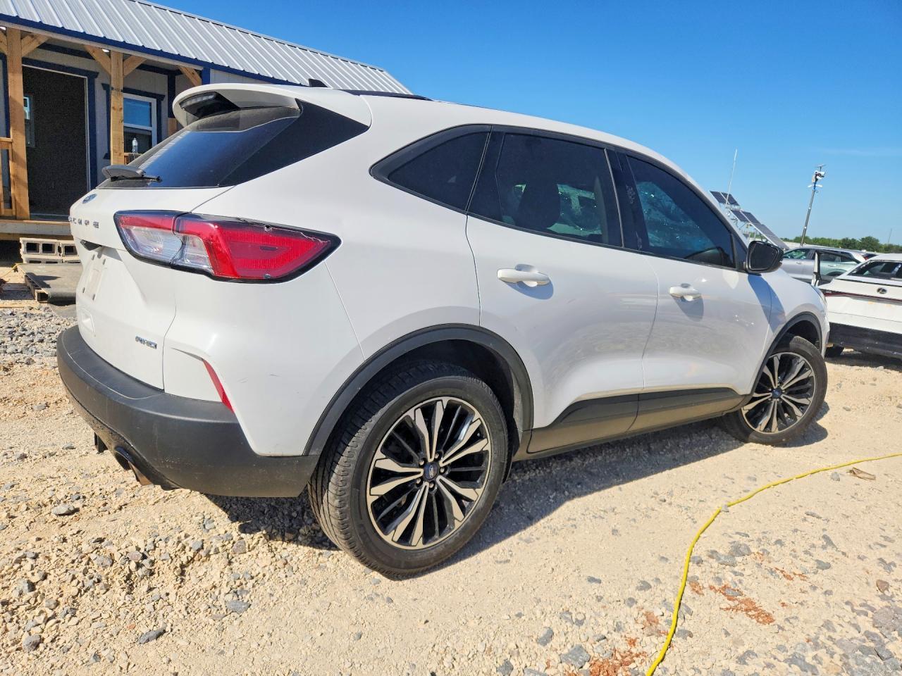 2021 Ford Escape Se - Фото 3
