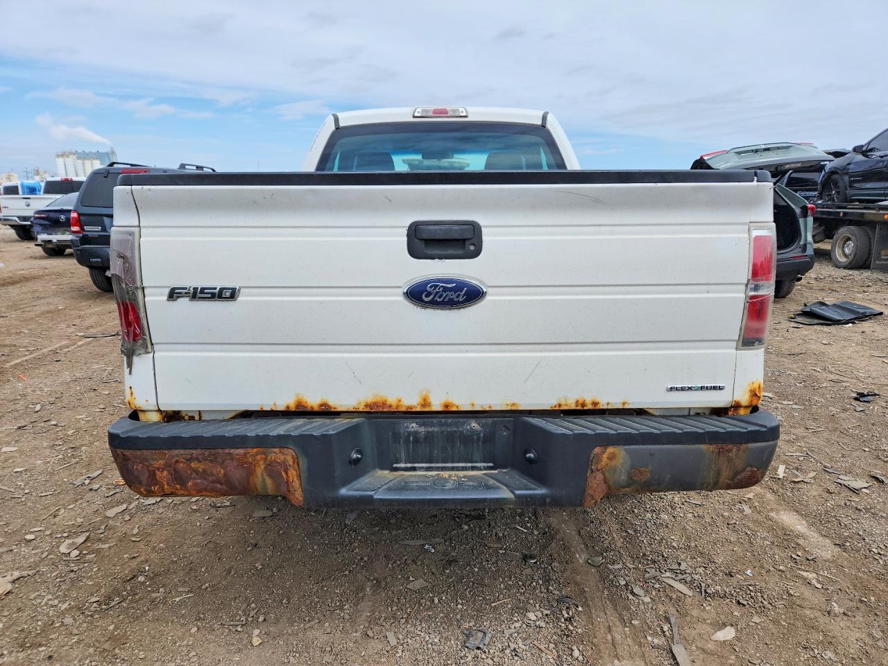 2014 Ford F150 - Image 6
