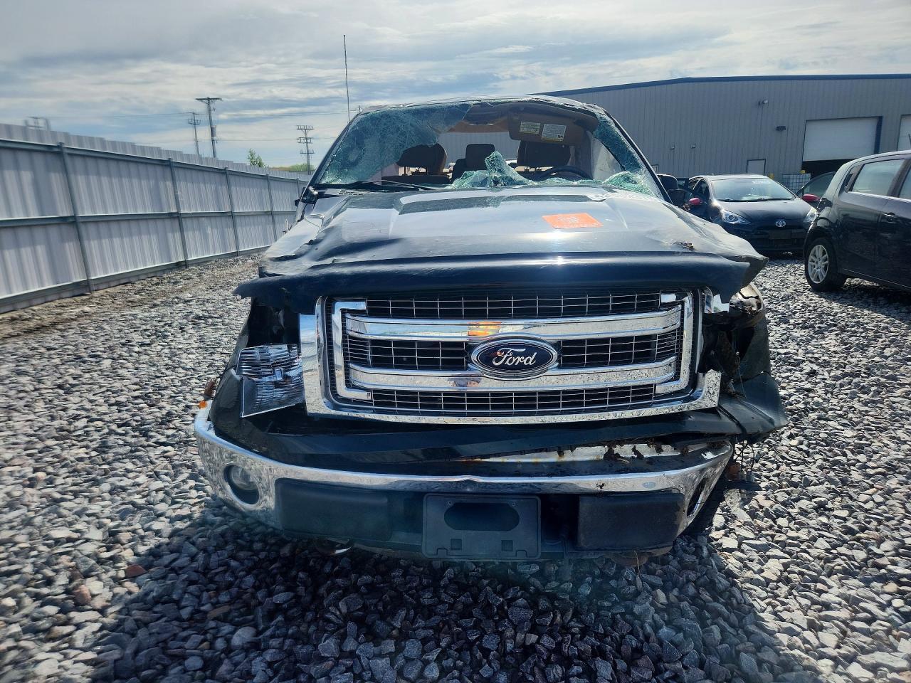 2014 Ford 150 - Фото 5