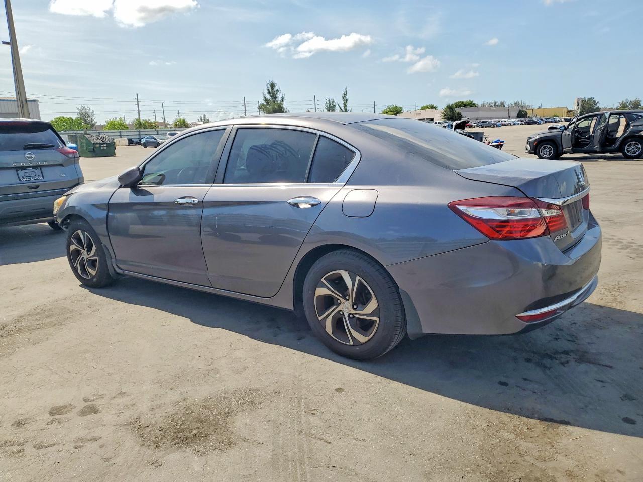 2017 Honda Accord Lx - Фото 2