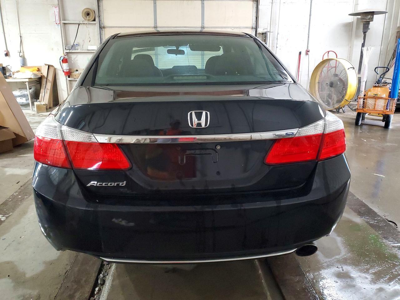 2015 Honda Accord Ex - Image 6