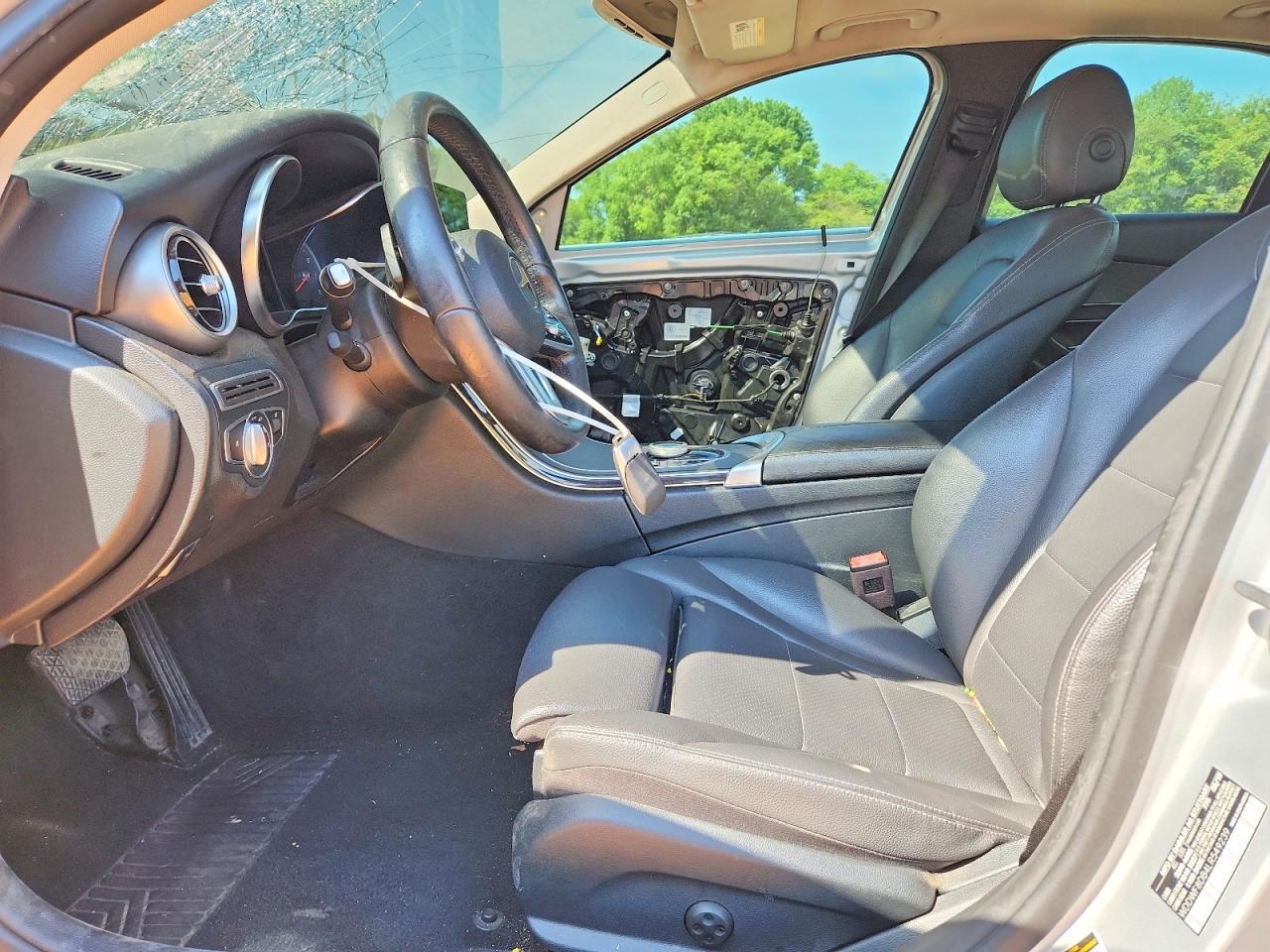 2020 Mercedes-Benz C 300 - Фото 7
