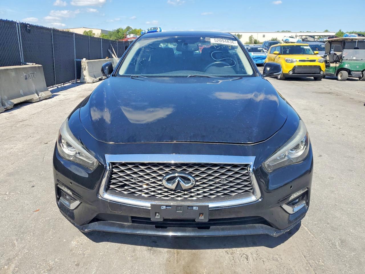 2018 Infiniti Q50 3.0T Luxe - Фото 5