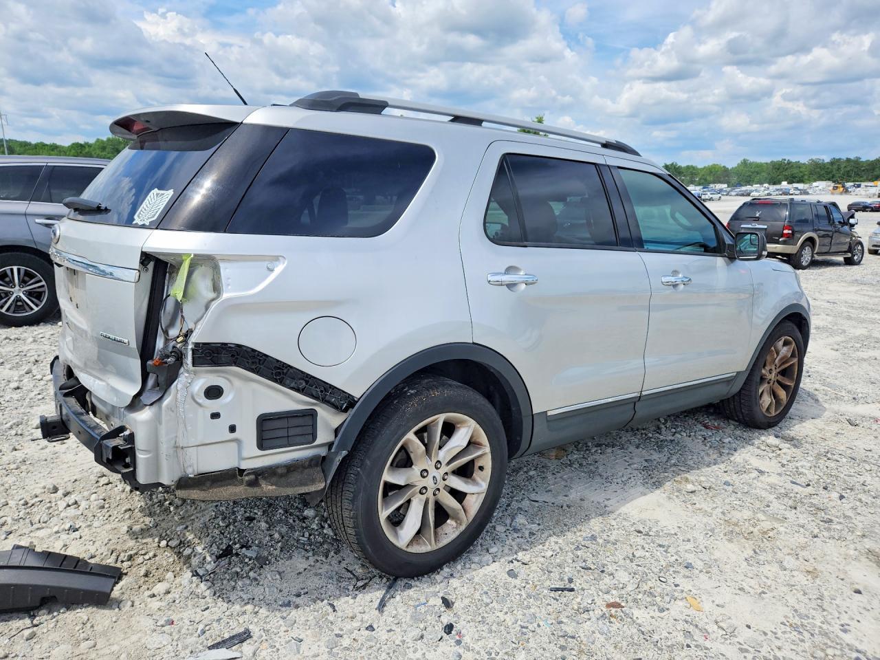 2014 Ford Explorer Xlt - Фото 3