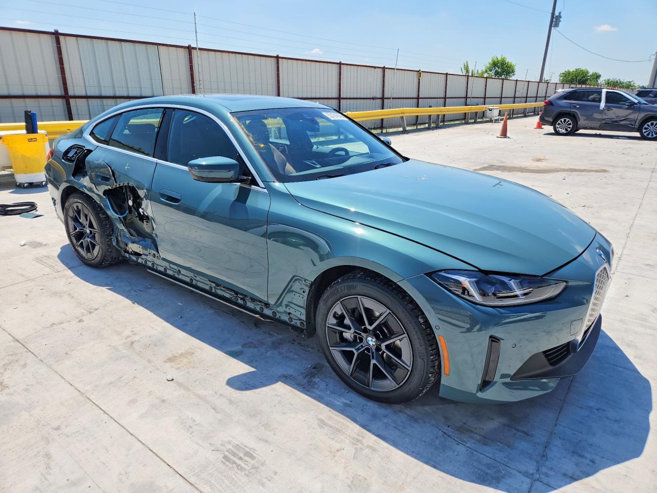 2025 BMW I4 xDrive 40 - Image 4