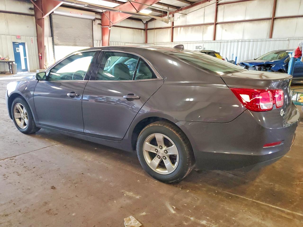 2013 Chevrolet Malibu 1Lt - Фото 2
