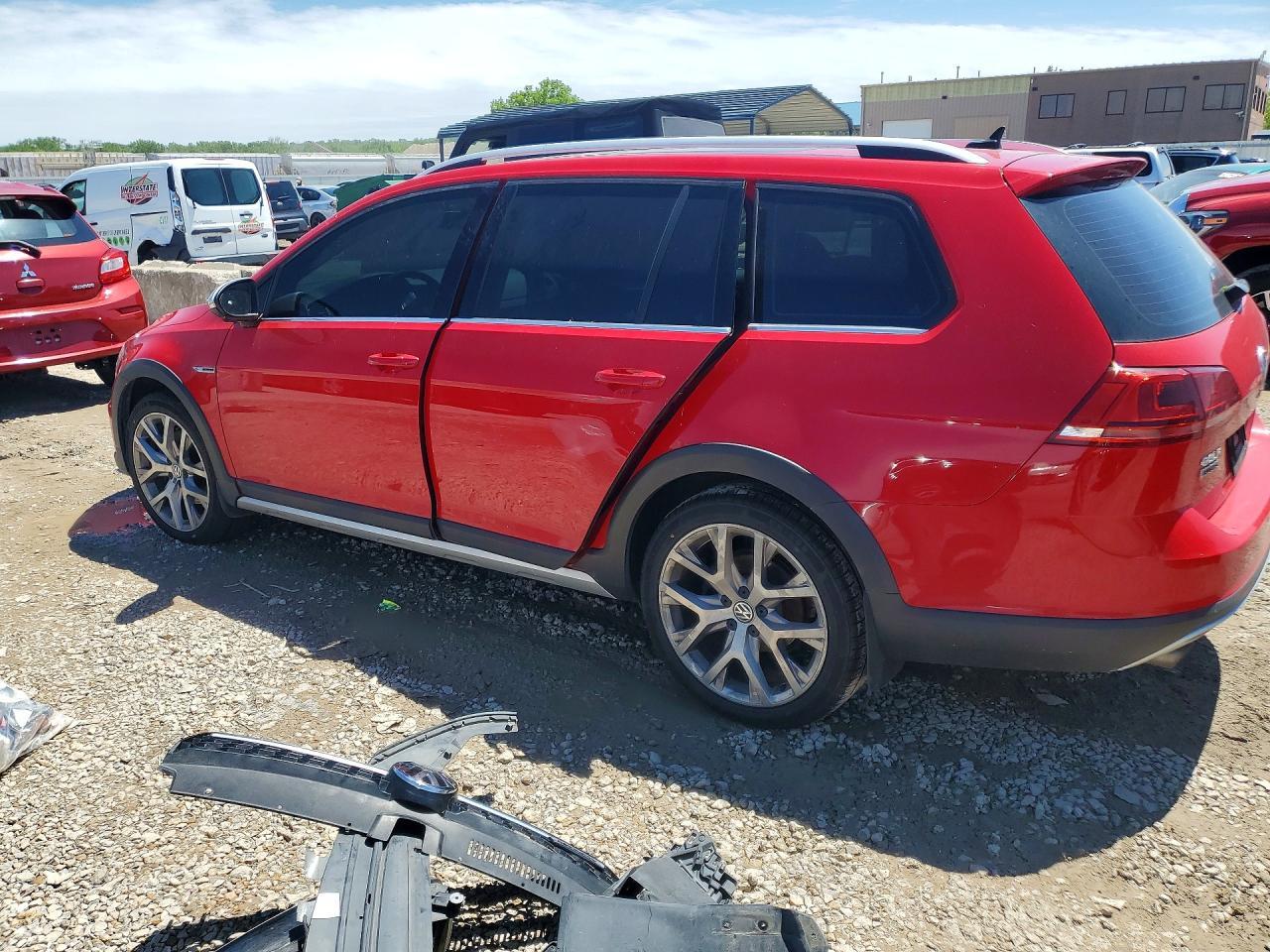 2017 Volkswagen Golf Alltrack S - Фото 2