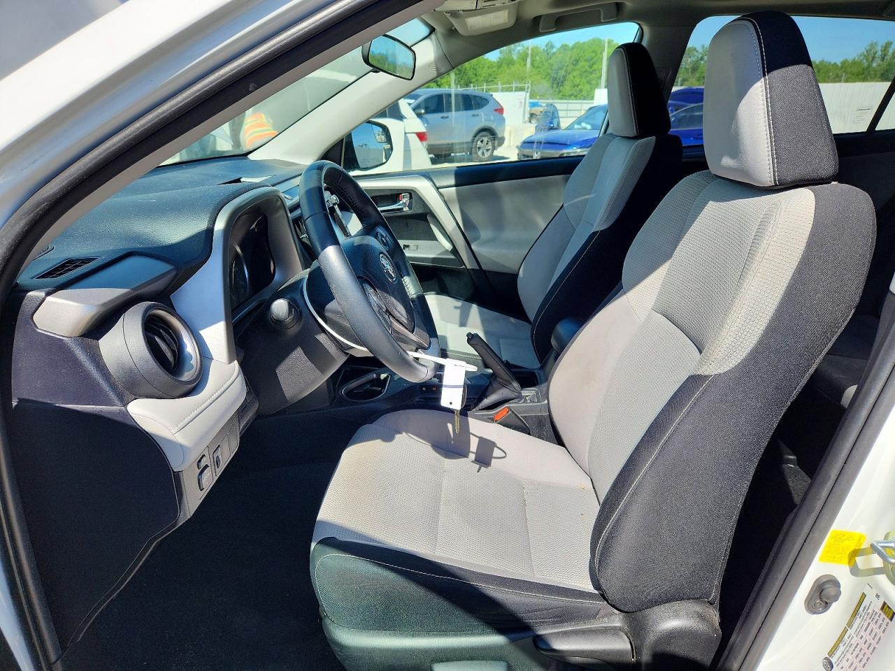 2016 Toyota Rav4 Xle - Фото 7