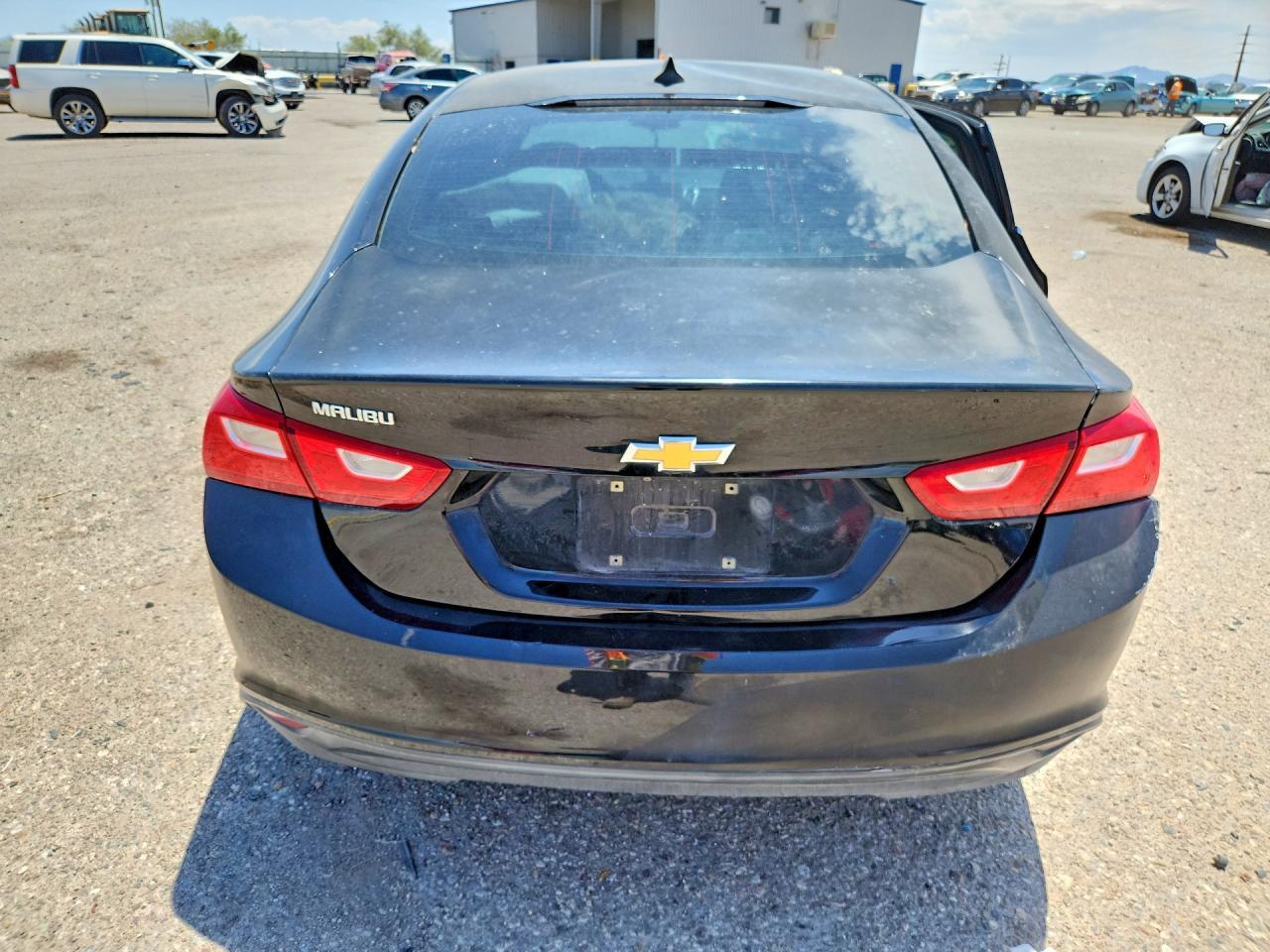2017 Chevrolet Malibu - Фото 6