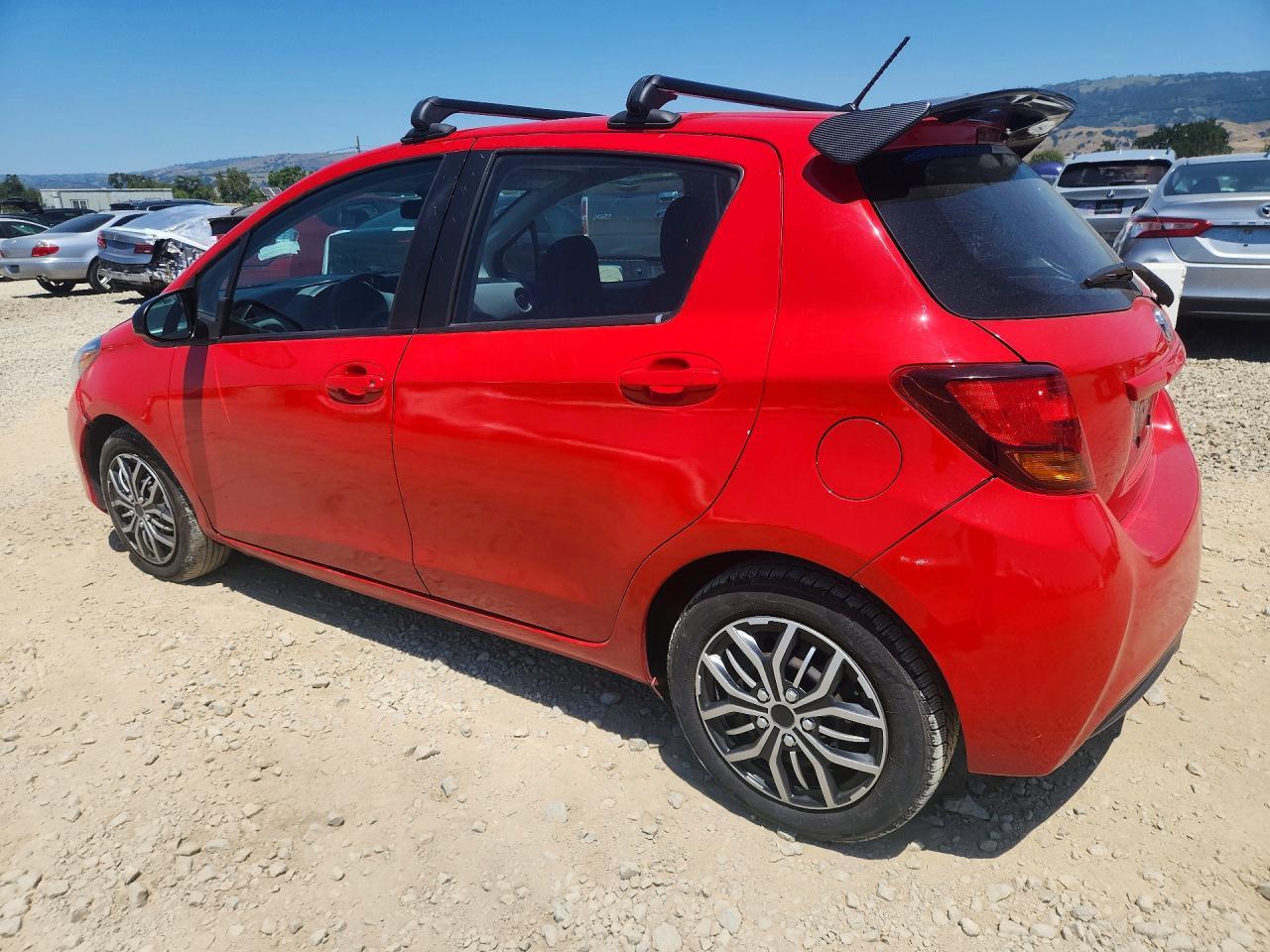 2015 Toyota Yaris 5-Door L - Image 2