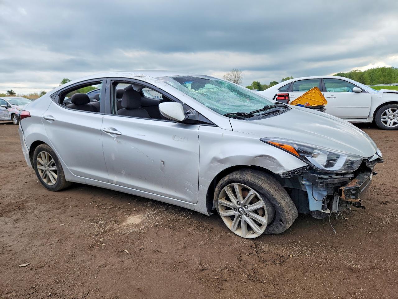 2015 Hyundai Elantra Se - Фото 7