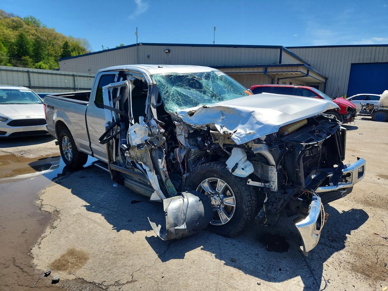 2016 Ford F150 Super Cab - Фото 4