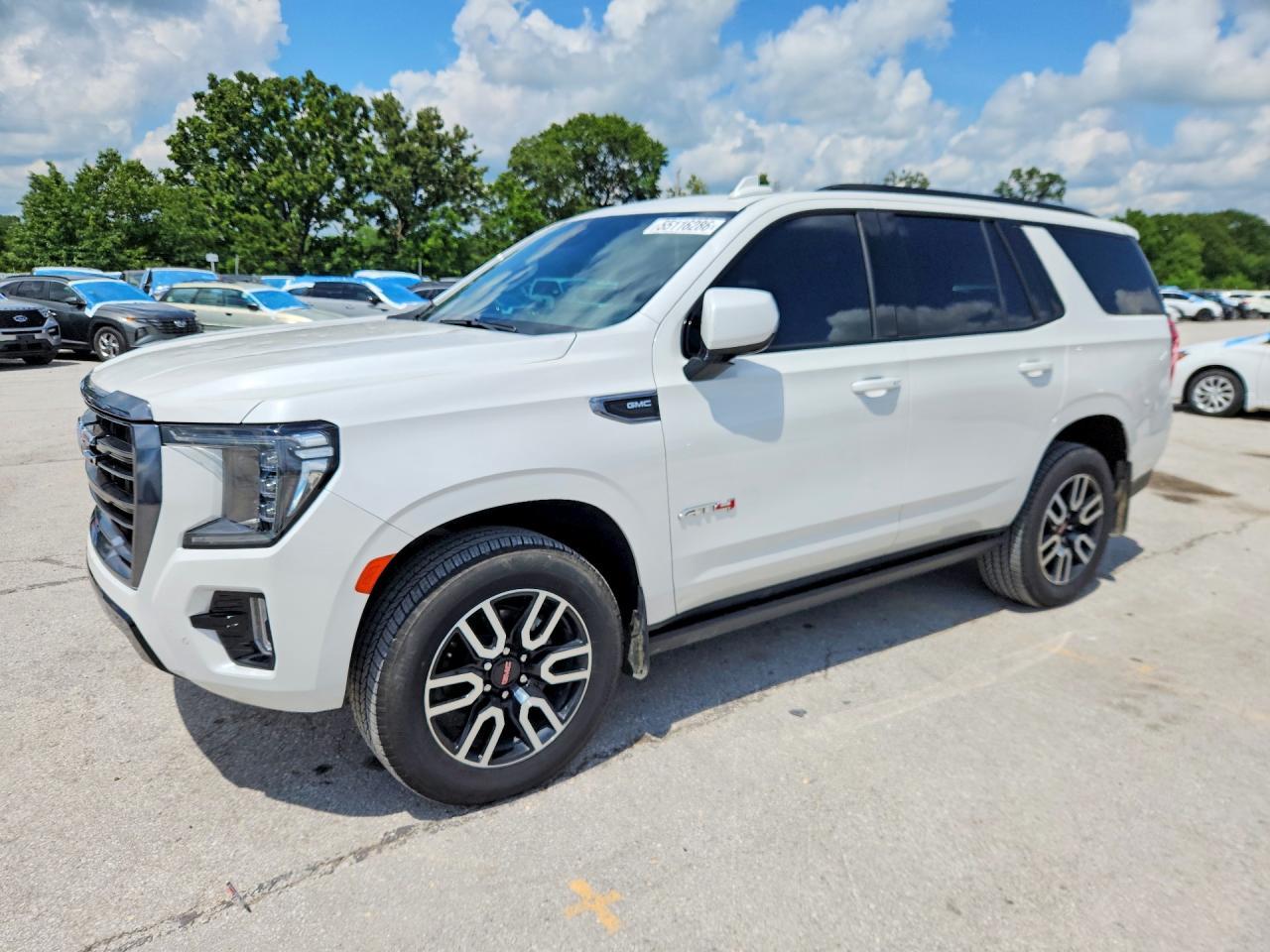 2023 GMC Yukon At4