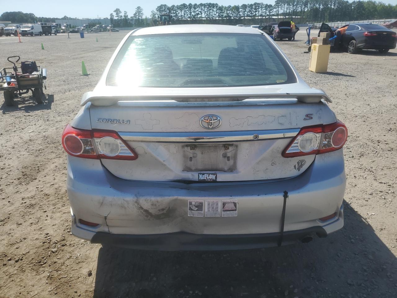 2012 Toyota Corolla S - Фото 6