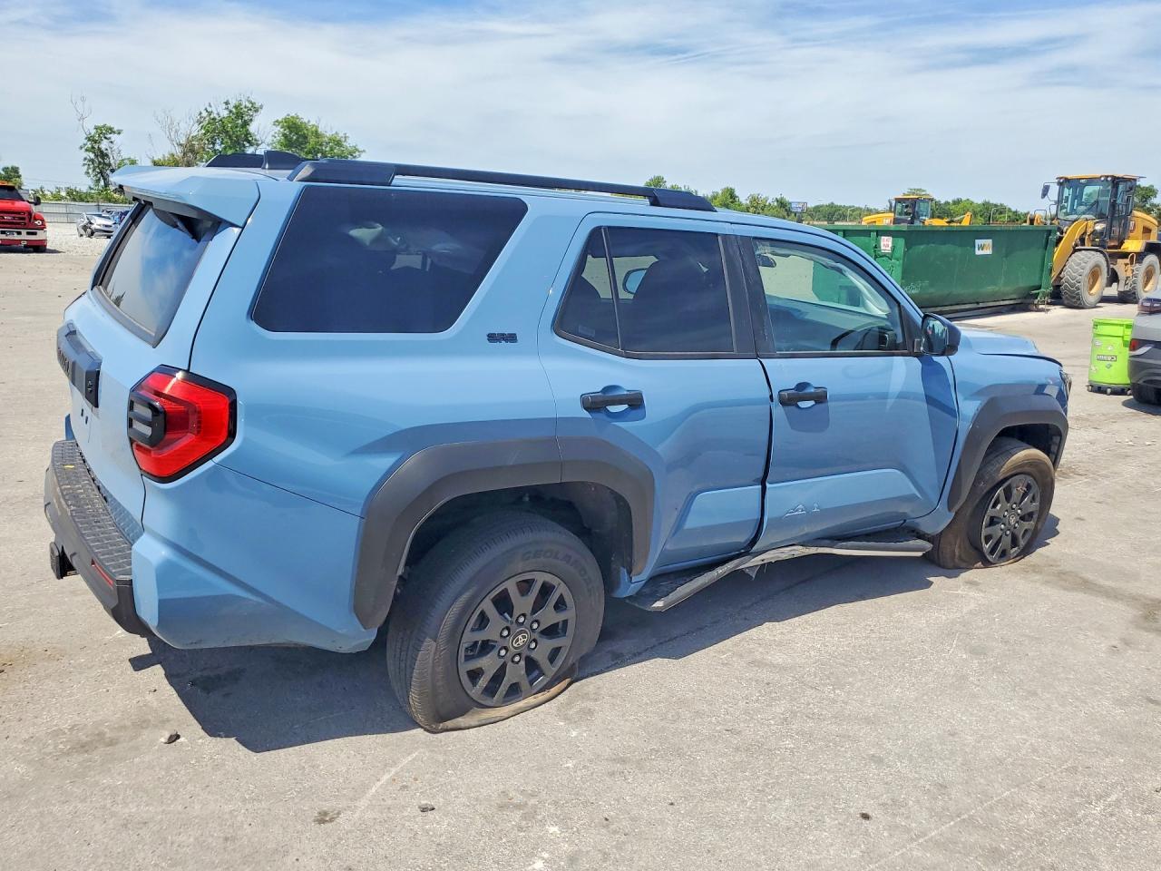2025 Toyota 4Runner Sr5 - Фото 3