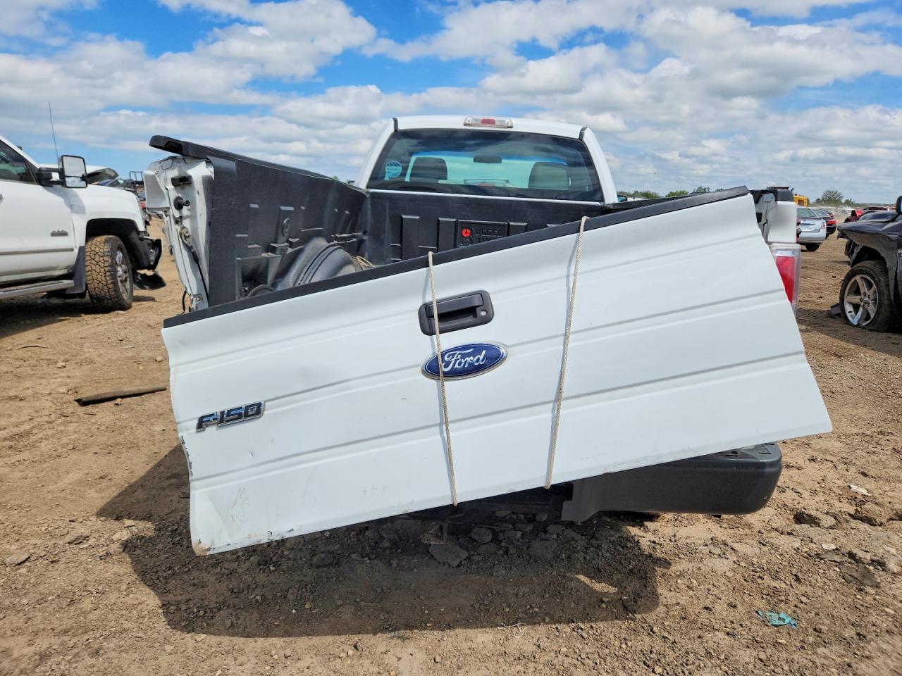 2010 Ford F150 - Фото 6
