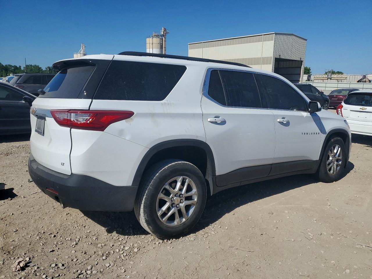 2019 Chevrolet Traverse Lt - Фото 3