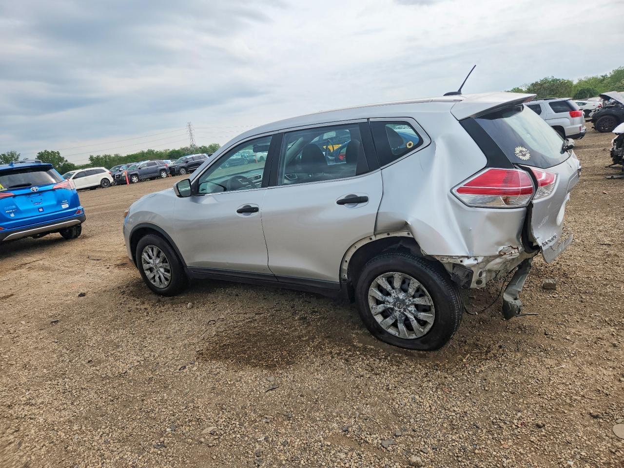 2016 Nissan Rogue - Фото 2