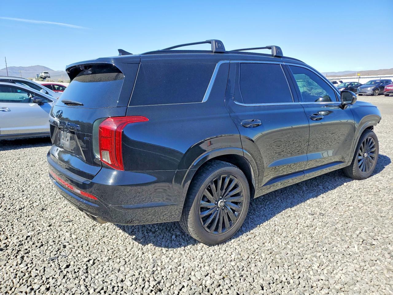 2024 Hyundai Palisade Calligraphy Night Edition - Image 3