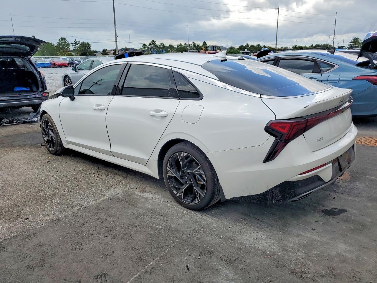 2025 Kia K5 Gt Line - Фото 2