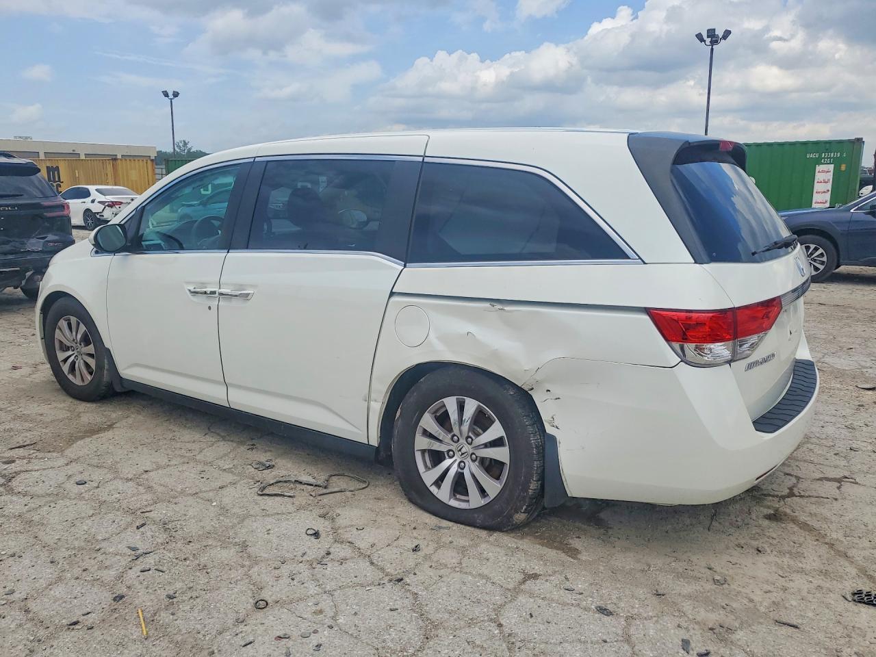 2014 Honda Odyssey Ex - Image 2