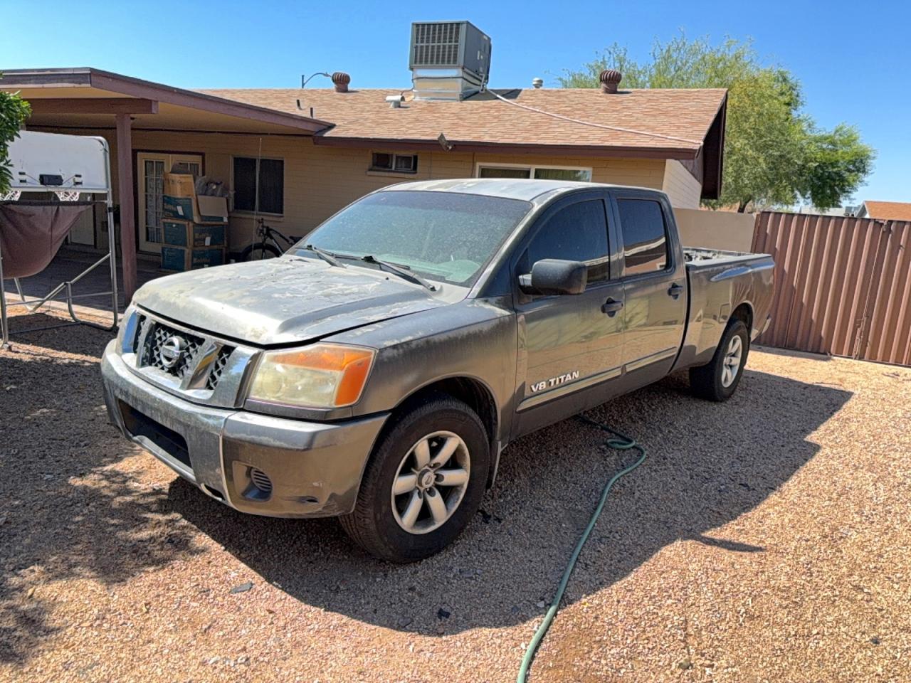 2008 Nissan Titan Xe - Image 2