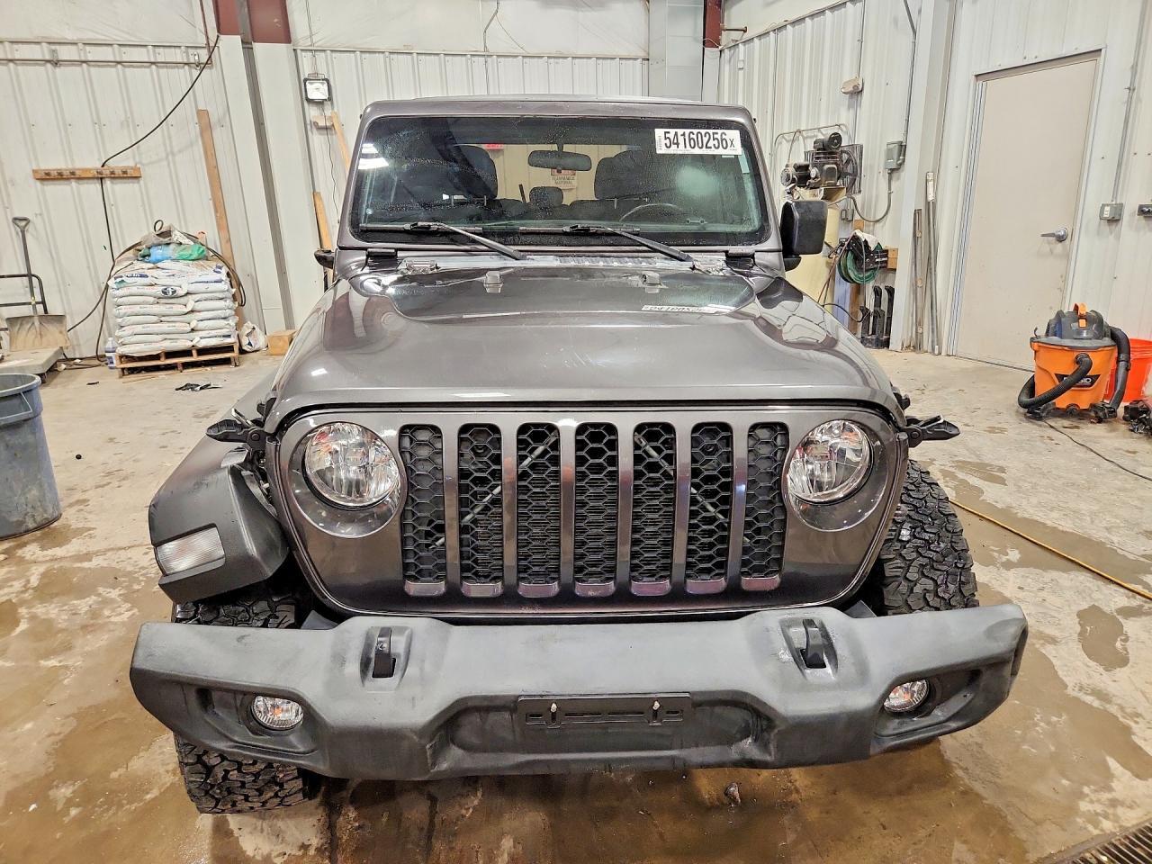2020 Jeep Gladiator Sport - Фото 5