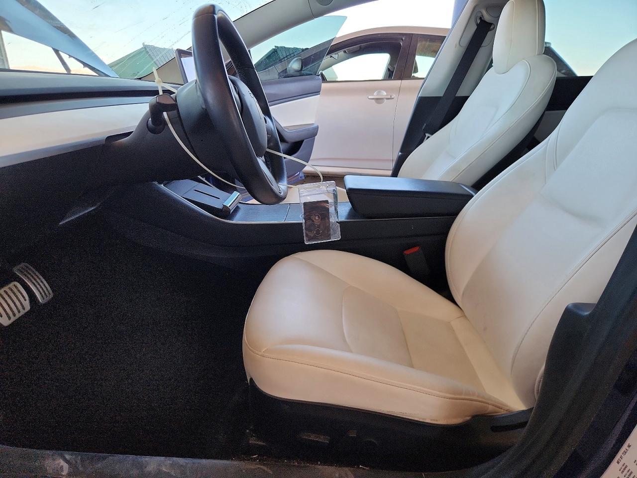 2019 Tesla Model 3 - Фото 7