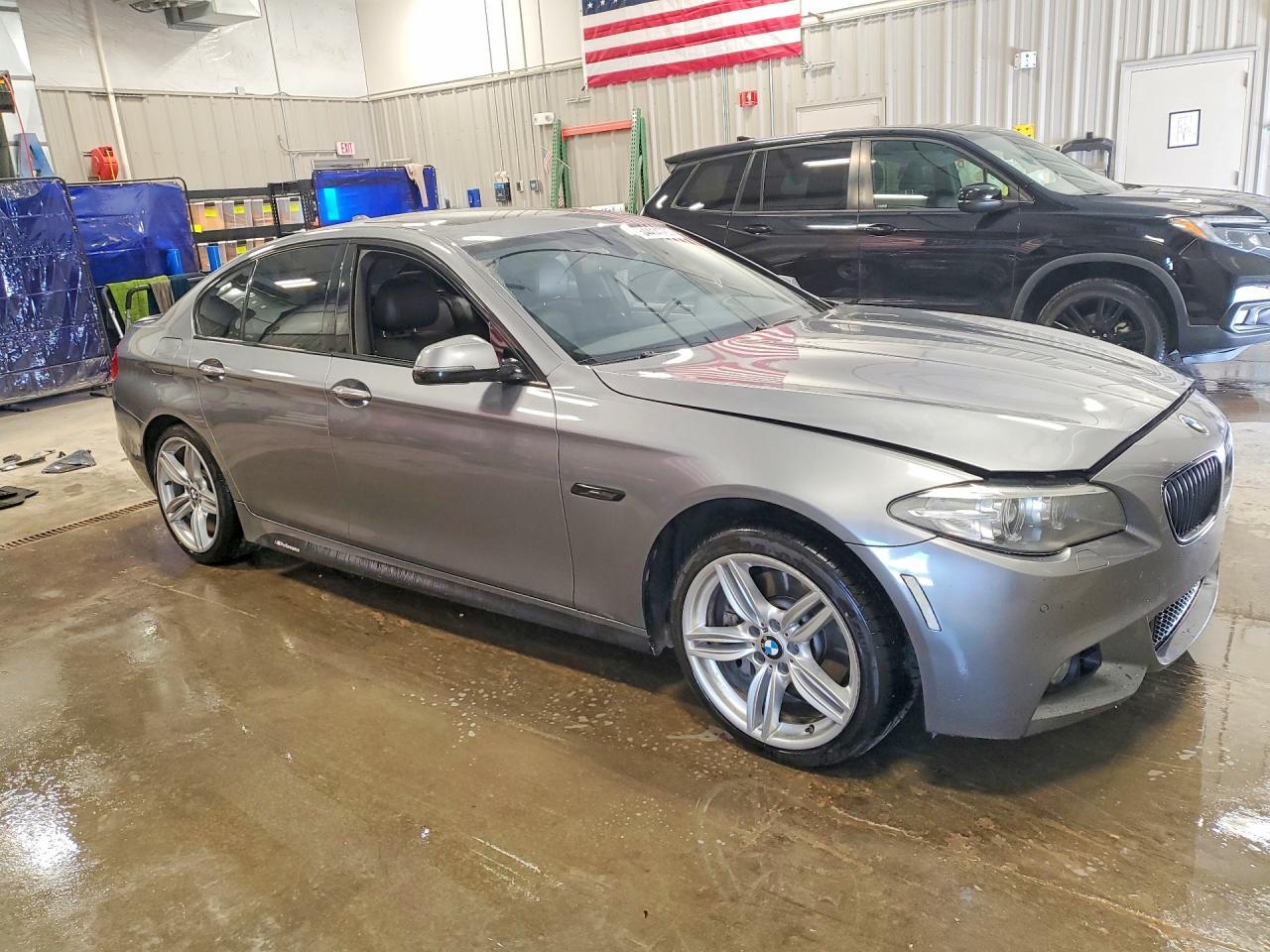 2014 BMW 535 Xi - Image 4