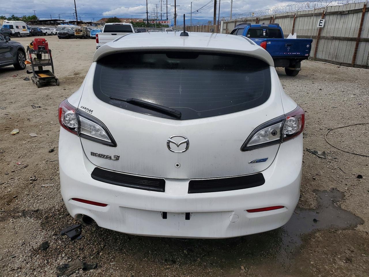 2013 Mazda 3 I - Image 6
