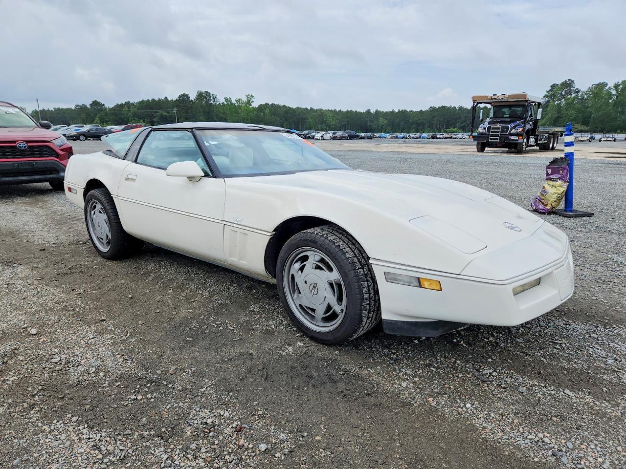 1988 Chevrolet Corvette - Фото 4