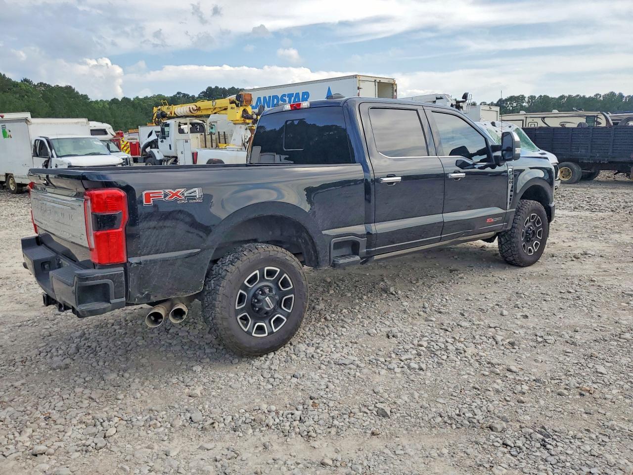 2024 Ford F250 Super Duty - Фото 3